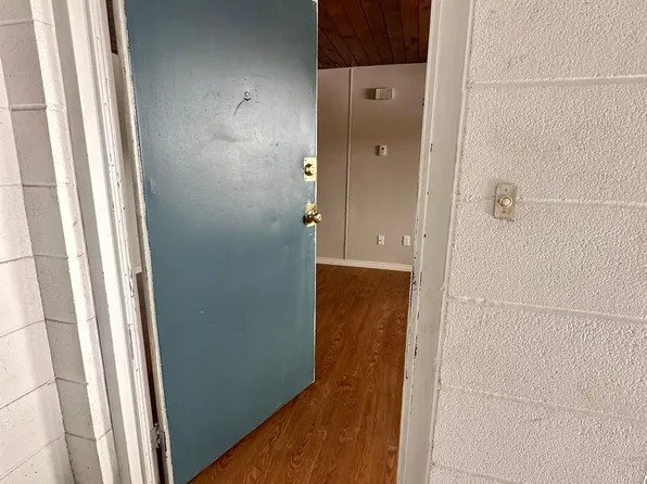 305 Cottonwood Ln APT 17, Gillette, WY 82718