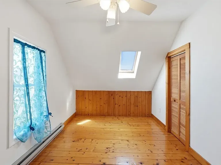 17 Church Ct — Photo 18