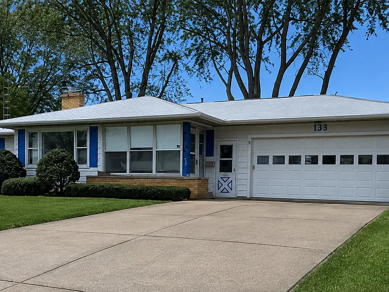 532 Riley Dr — Photo 1