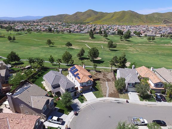 5th image of 29181 Salrio Dr