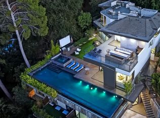 3712 Broadlawn Dr, Los Angeles, CA 90068