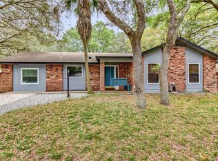 2417 Oxford Rd, Deland, FL 32724