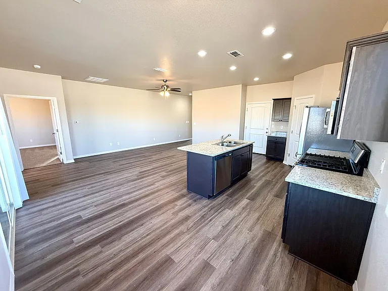 3611 Charleston Loop — Photo 9