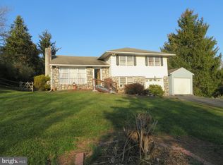 385 Buchert Rd, Pottstown, PA 19464