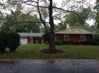 28 Clearwater Dr, Willingboro, NJ 08046