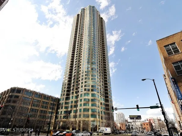 400 N La Salle St #1709, Chicago, IL 60605