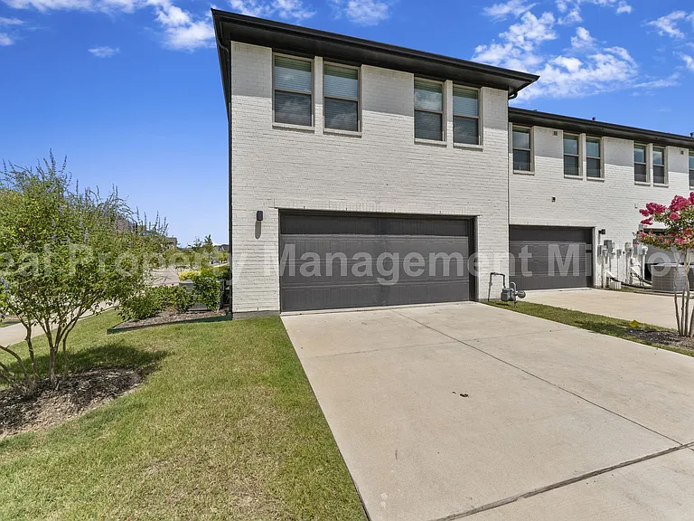 4518 Smokey Quartz Ln — Photo 19
