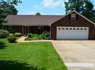 3935 Homestead Rd, Lincolnton, NC 28092