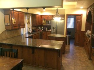 9905 Paisley Rd, Yukon, OK 73099