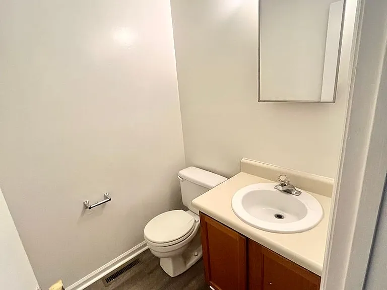 1477 Sandy Cir — Photo 21