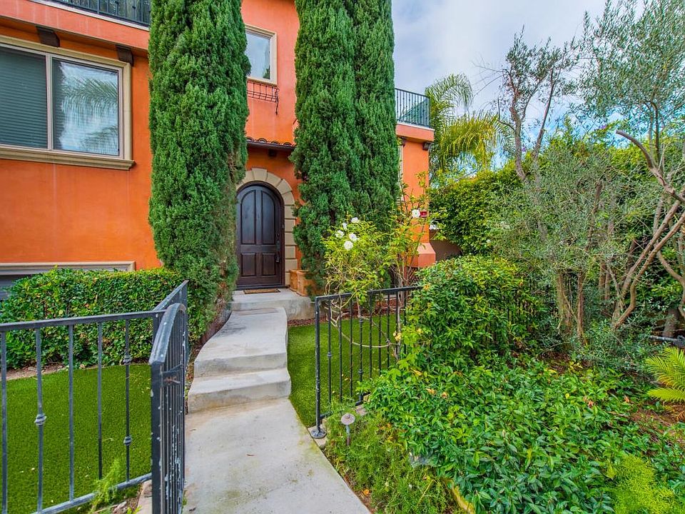 Gorgeous, Tuscan style architecture