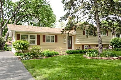 1st image of 317 Elmwood Dr
