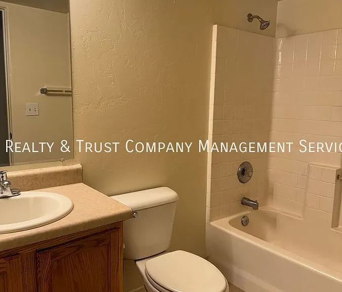 4042 E Fairmount St #1 — Photo 11