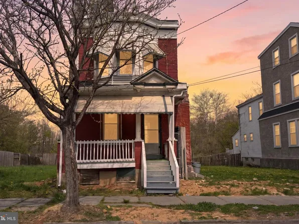 320 Rutherford Ave, Trenton, NJ 08618