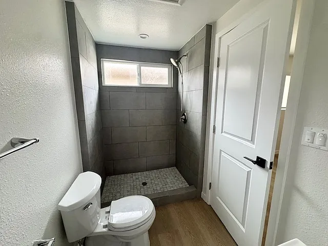 1302 Amethyst St #A — Photo 11