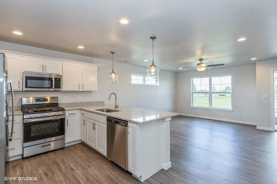 1st image of 2253 Saint Andrews Dr