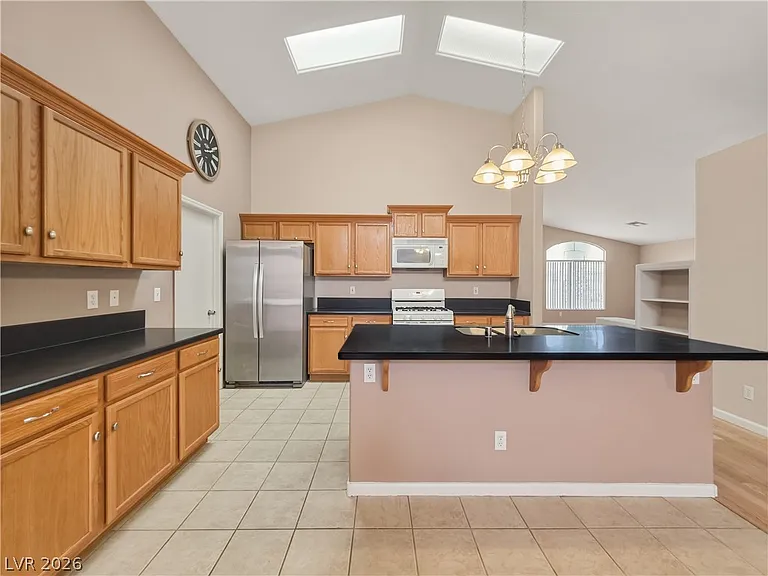 1037 Blue Lantern Dr — Photo 19