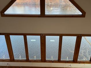 64 State St, Shelburne Falls, MA 01370
