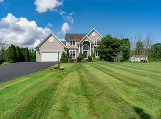 665 County Line Rd, Ontario, NY 14519