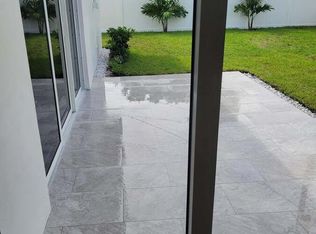 531 NE 16th St, Boca Raton, FL 33432