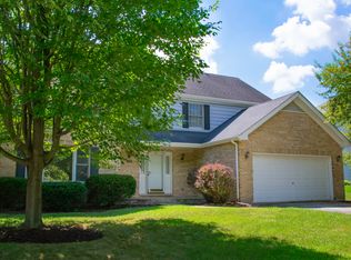 960 Lockwood Ln, Batavia, IL 60510