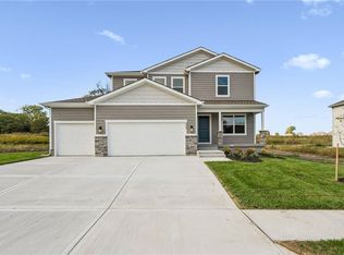 838 Reed Dr, Raymore, MO 64083