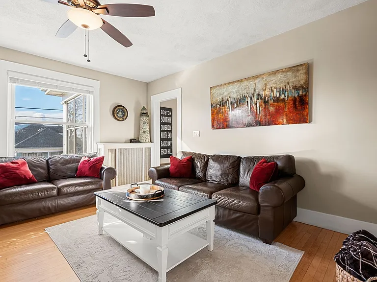 107 Winthrop St #2 — Photo 3