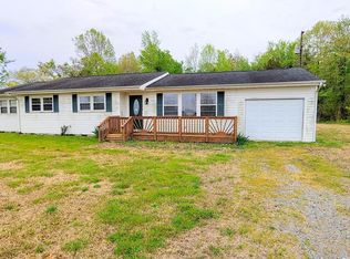 810 Drummonds Point Rd, Edenton, NC 27932