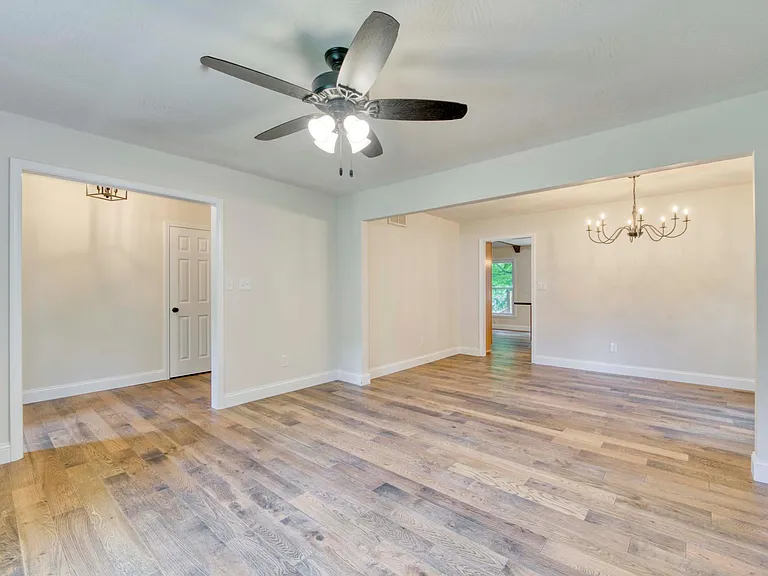 432 E Grayrock Dr — Photo 7