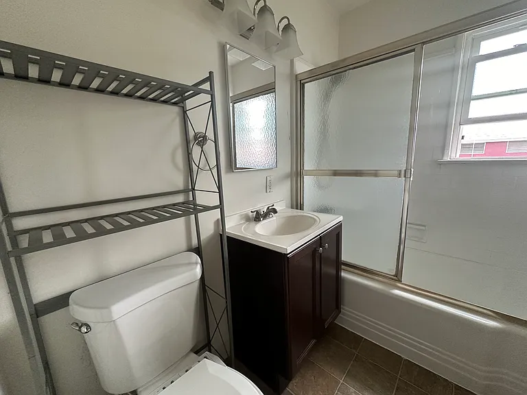 4107 Wade St — Photo 15