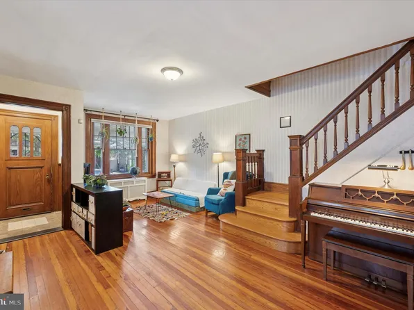 2507 S Cleveland St, Philadelphia, PA 19145