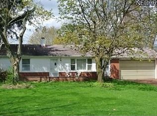 4594 Messerly Rd, Canfield, OH 44406