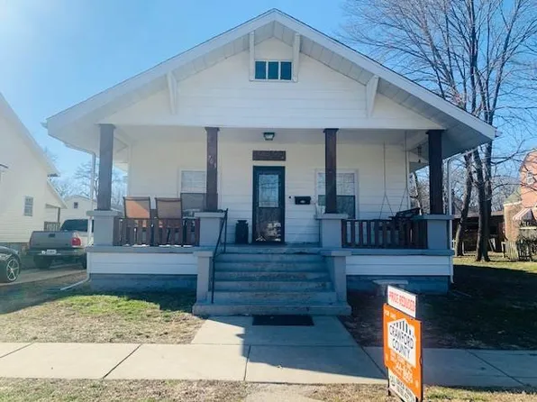 703 S Cross St, Robinson, IL 62454