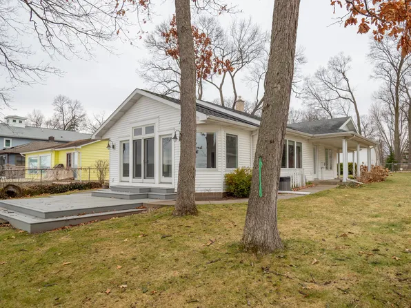 1116 Forest Dr, Portage, MI 49002