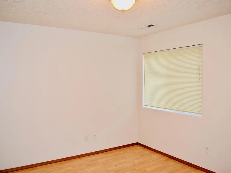 2302 SE 175th Ave — Photo 12