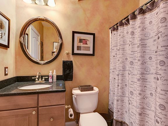 Lower level full bath