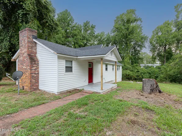 175 Peninsula Manor Road, Hubert, NC 28539