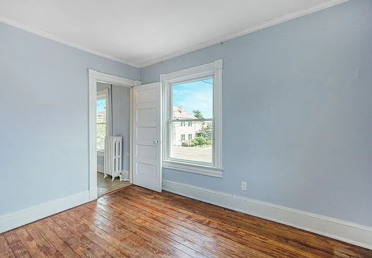 1004 Prince Edward St #2 — Photo 3
