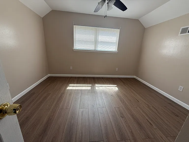 4th Bedroom Upstairs