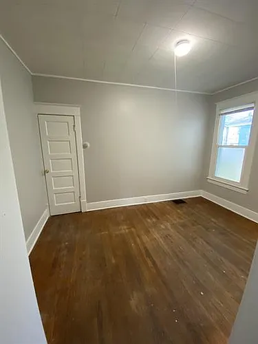 615 W White St #1 Photo 1