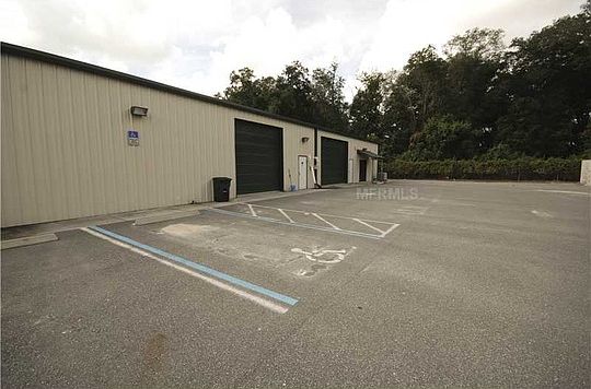 3rd image of 8520 NE 43rd Way
