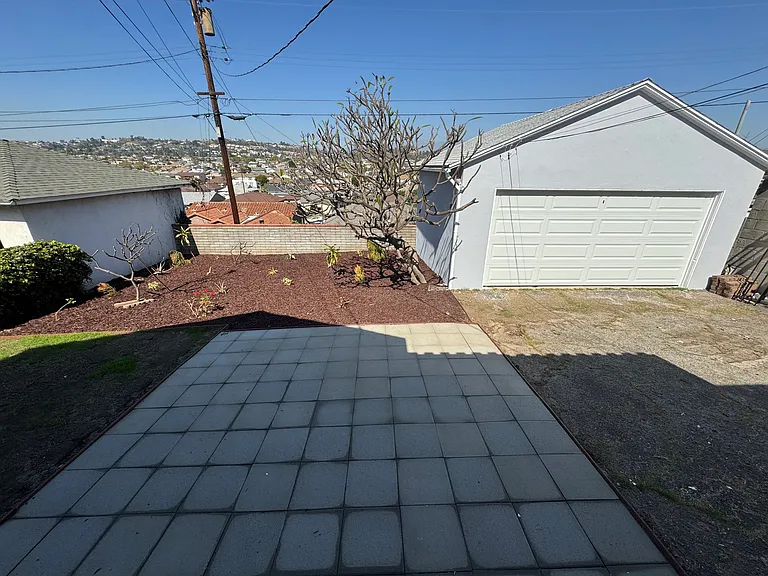 2 Car Detached Garage