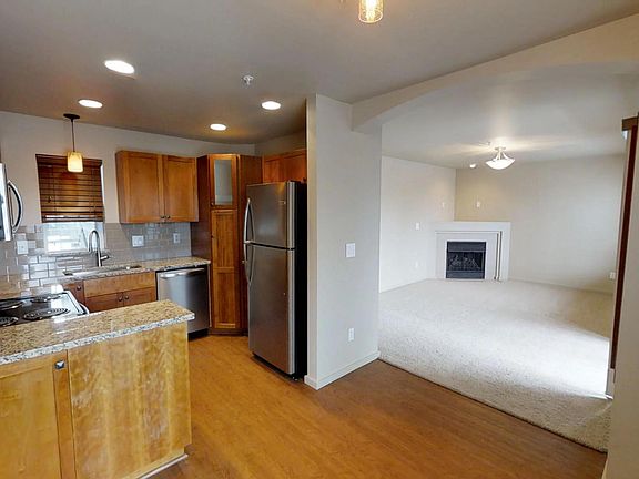 3rd image of 5264 NE 121st Ave #150
