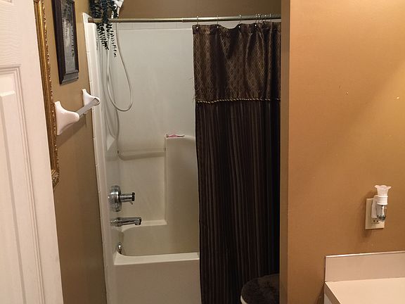 Guest bath