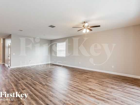 4th image of 20241 Merry Oak Ave
