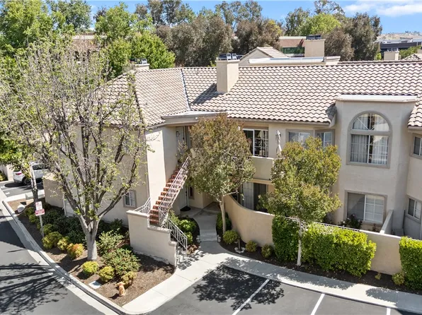 23921 Del Monte Dr Unit 34, Santa Clarita, CA 91355