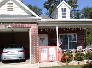 270 Rosenwald Ln, Hampton, GA 30228