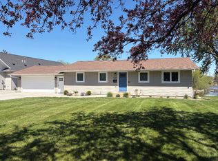3204 Crestwood Dr NE, Alexandria, MN 56308