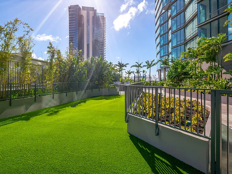 1001 Queen St #3404 — Photo 14