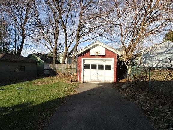 5th image of 124 Malverne Dr